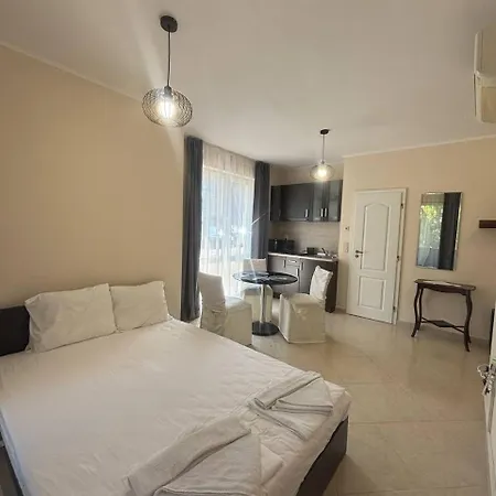 Dawn Park Deluxe