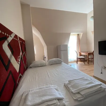 Apartmanhotel Dawn Park Deluxe 2*