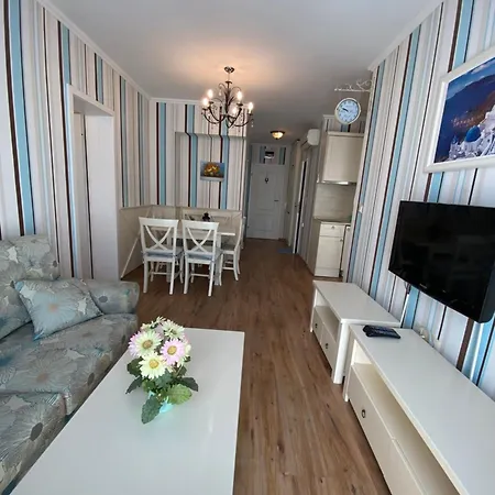 Dawn Park Deluxe Apartmanhotel 2*