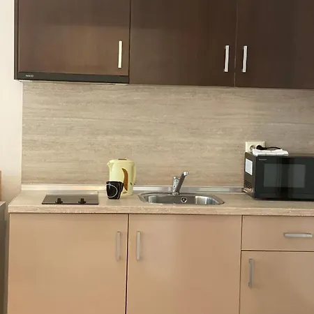 Dawn Park Deluxe Apart-hotel 3*