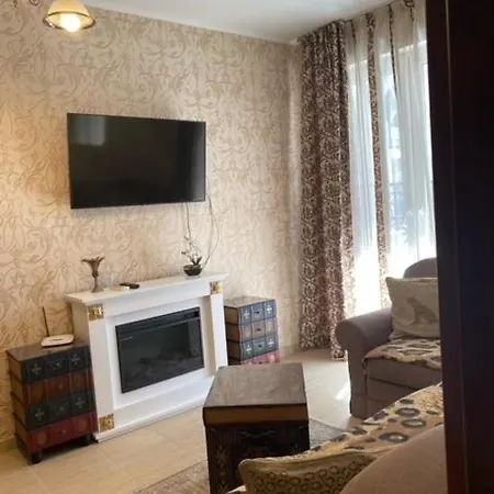 شقة فندقية Dawn Park Deluxe 4*