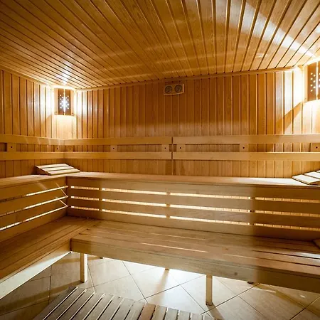 Dawn Park Deluxe ساني بيتش