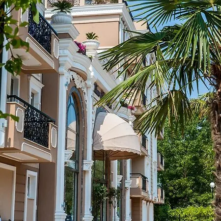Dawn Park Deluxe 3*