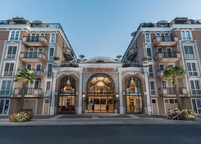 Dawn Park Deluxe Apart-hotel