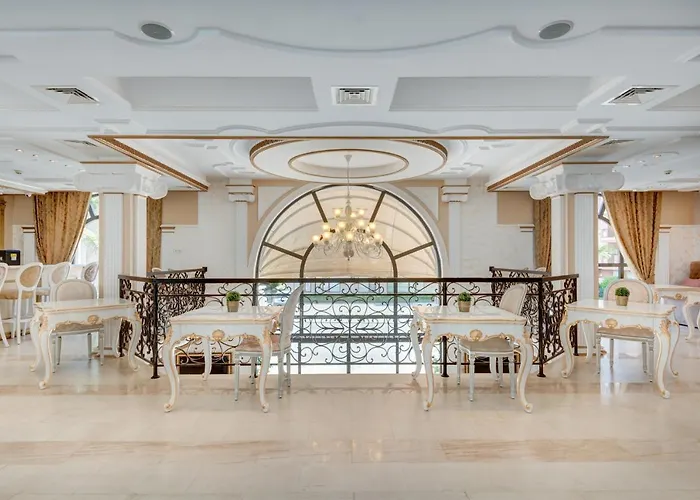 Dawn Park Deluxe Apart-hotel