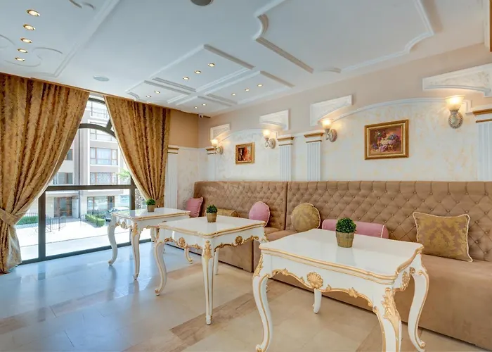 Apart-hotel Dawn Park Deluxe 4*