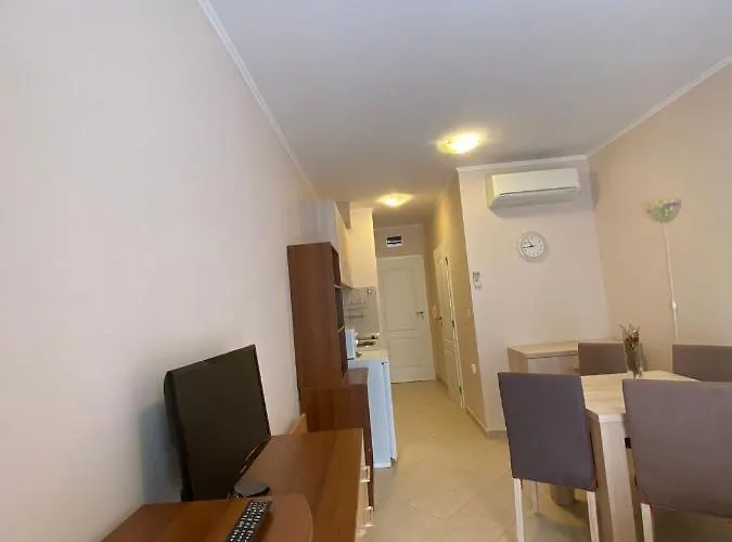 Dawn Park Deluxe Apart-hotel Sunny Beach