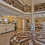 Dawn Park Deluxe Апарт-отель