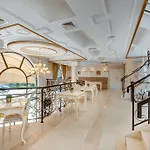Апарт-отель Dawn Park Deluxe 3*